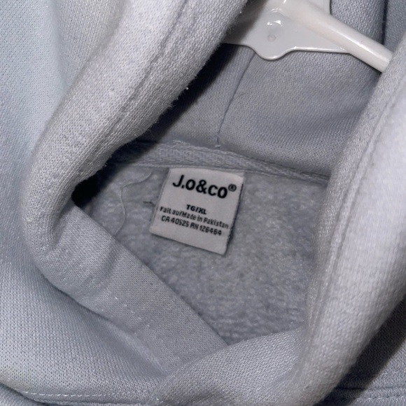 cropped hoodie - Picture 2 of 2